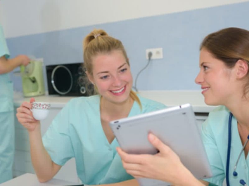 How to Choose a Nursing Program